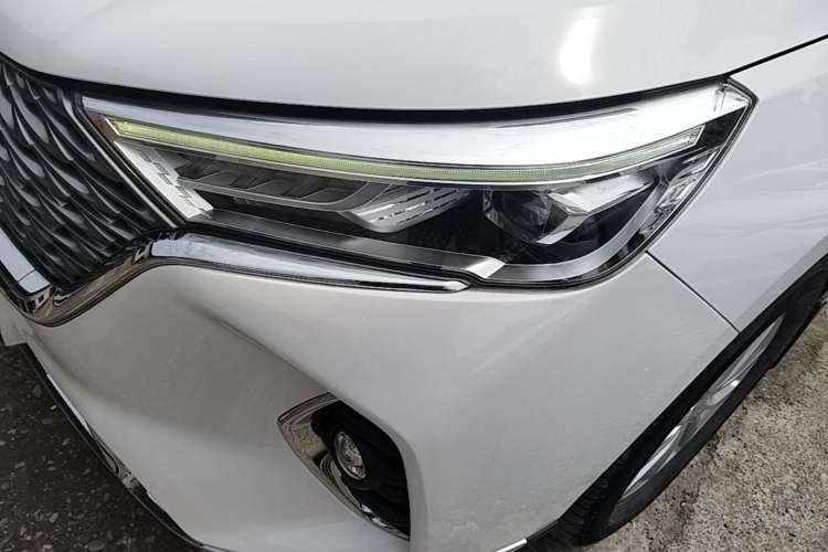 Used Haval M6 2021 PLUS 1.5T DCT Luxury Smart Connectivity Model Left Front Headlight