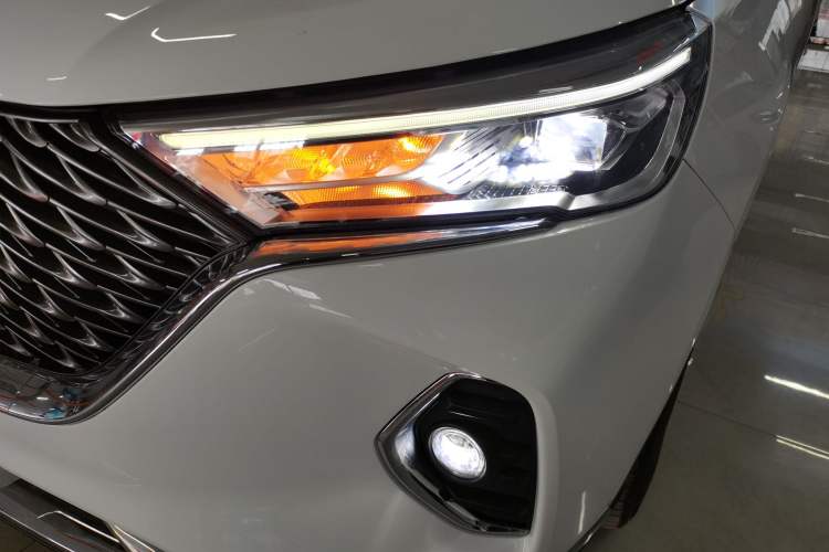 Used Haval M6 2021 PLUS 1.5T DCT Luxury Smart Connectivity Model Left Front Headlight