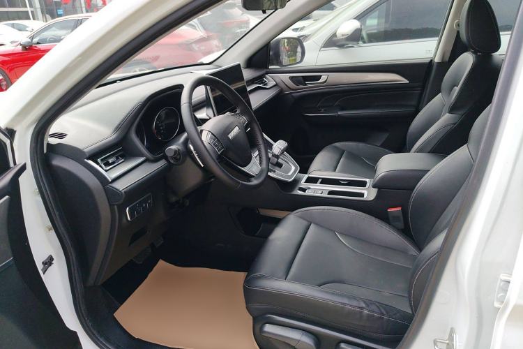 Used Haval M6 2021 PLUS 1.5T DCT Luxury Smart Connectivity Model Left Front Seat