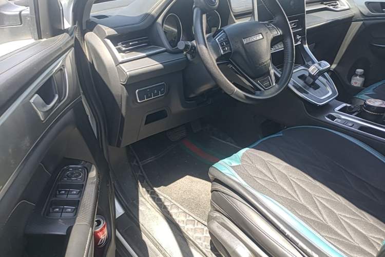 Used Haval M6 2021 PLUS 1.5T DCT Luxury Smart Connectivity Model Left Front Seat