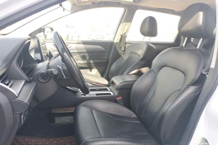 Used Haval M6 2021 PLUS 1.5T DCT Luxury Smart Connectivity Model Left Front Seat