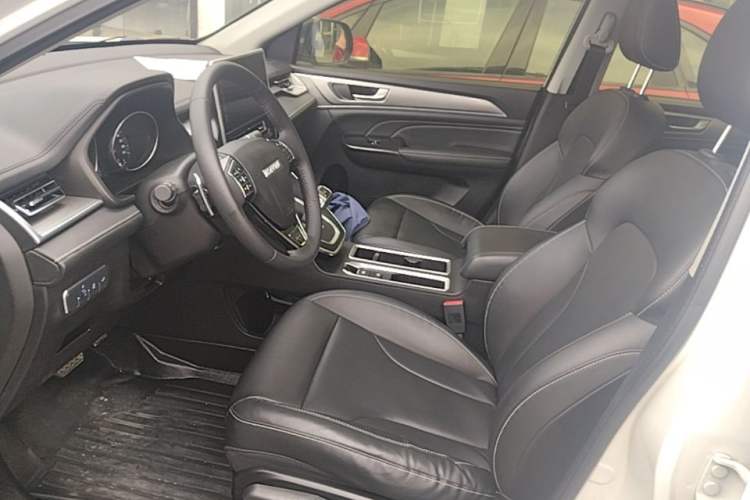 Used Haval M6 2021 PLUS 1.5T DCT Luxury Smart Connectivity Model Left Front Seat