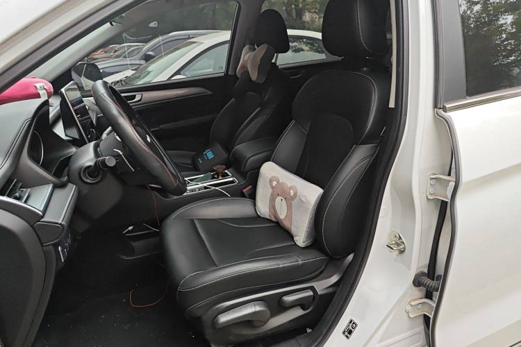 Used Haval M6 2021 PLUS 1.5T DCT Luxury Smart Connectivity Model Left Front Seat