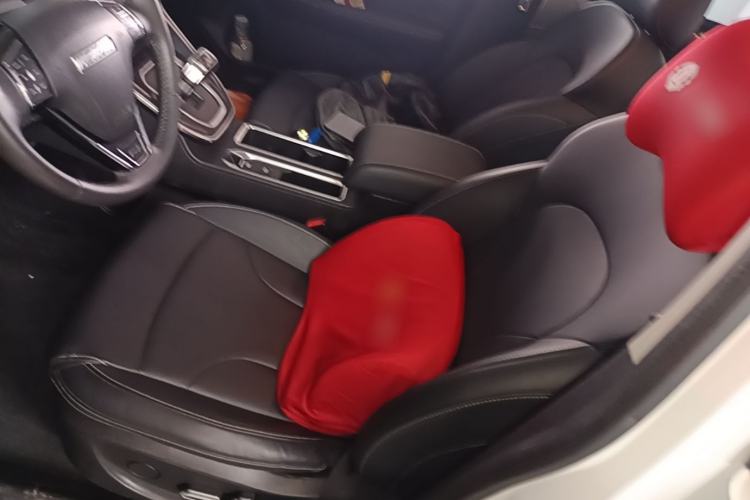 Used Haval M6 2021 PLUS 1.5T DCT Prestige Smart Connectivity Model Left Front Seat