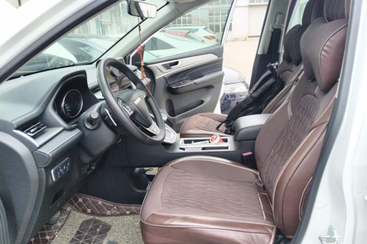Used Haval M6 2021 PLUS 1.5T DCT Luxury Smart Connectivity Model Left Front Seat