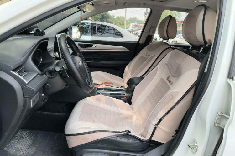 Used Haval M6 2021 PLUS 1.5T DCT Luxury Smart Connectivity Model Left Front Seat