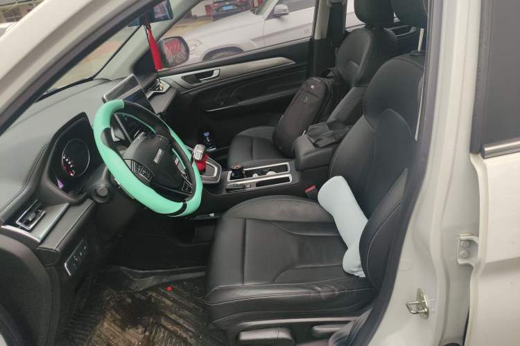 Used Haval M6 2021 PLUS 1.5T DCT Luxury Smart Connectivity Model Left Front Seat