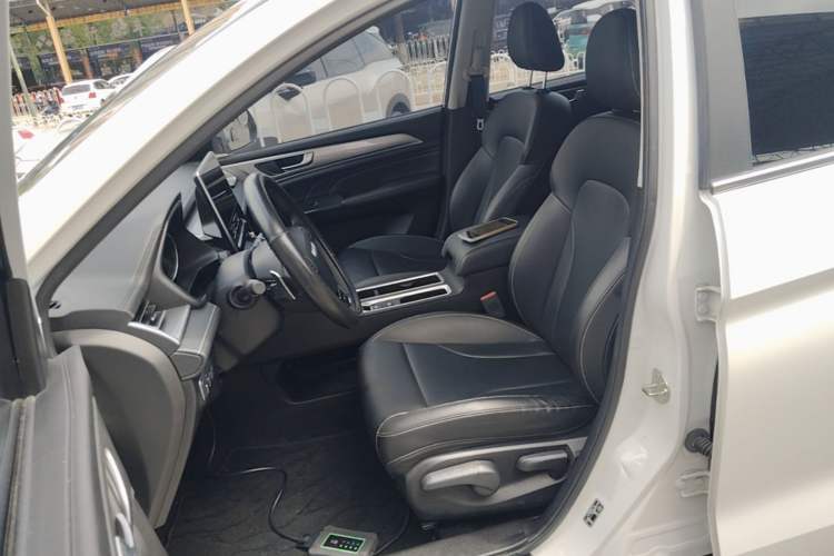 Used Haval M6 2021 PLUS 1.5T DCT Luxury Smart Connectivity Model Left Front Seat