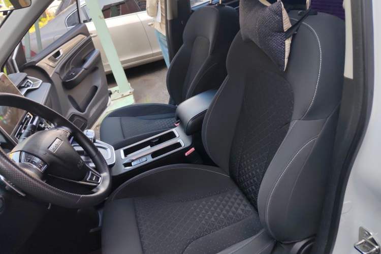 Used Haval M6 2021 PLUS 1.5T DCT Elite Smart Connectivity Model Left Front Seat