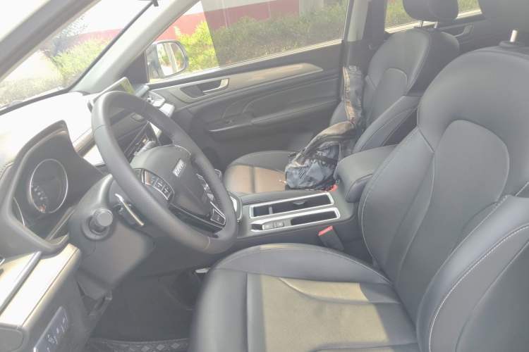 Used Haval M6 2021 PLUS 1.5T DCT Luxury Smart Connectivity Model Left Front Seat