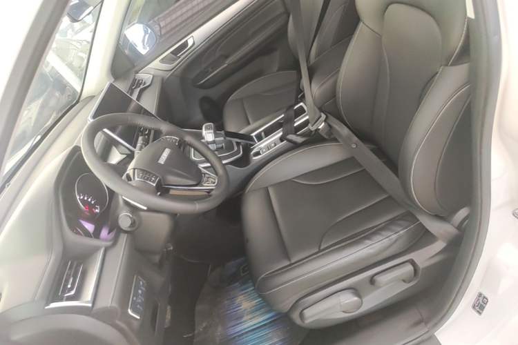 Used Haval M6 2021 PLUS 1.5T DCT Luxury Smart Connectivity Model Left Front Seat