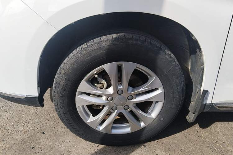 Used Haval M6 2021 PLUS 1.5T Manual Elite Smart Connectivity Model Left Front Wheel Hub