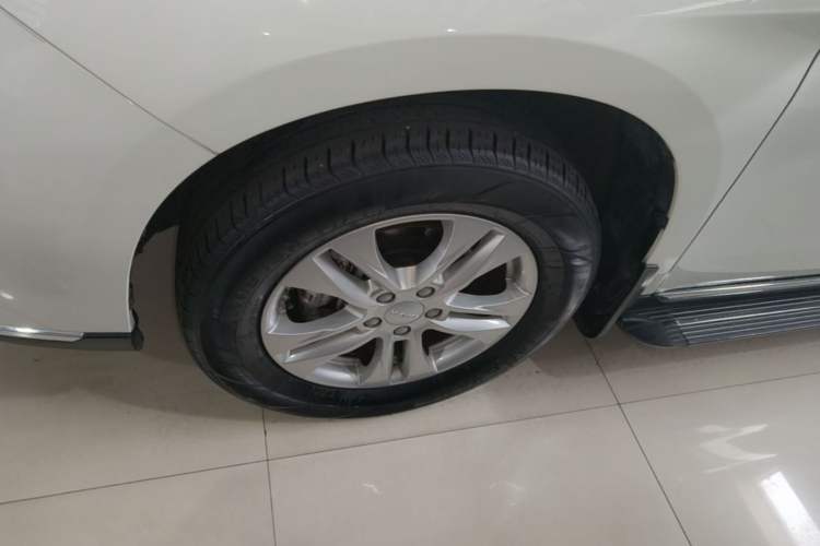 Used Haval M6 2021 PLUS 1.5T DCT Elite Smart Connectivity Model Left Front Wheel Hub