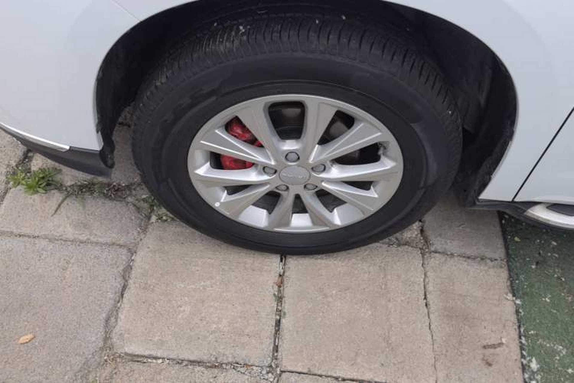 Used Haval M6 2021 PLUS 1.5T DCT Luxury Smart Connectivity Model Left Front Wheel Hub