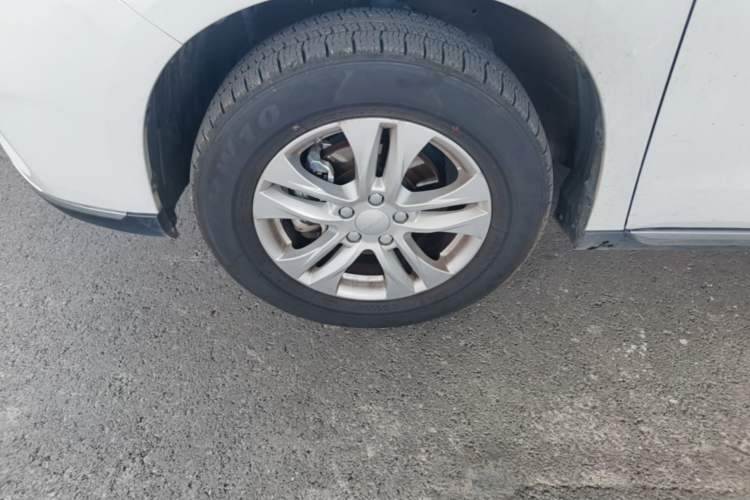 Used Haval M6 2021 PLUS 1.5T DCT Elite Smart Connectivity Model Left Front Wheel Hub