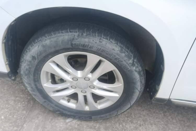 Used Haval M6 2021 PLUS 1.5T DCT Elite Smart Connectivity Model Left Front Wheel Hub