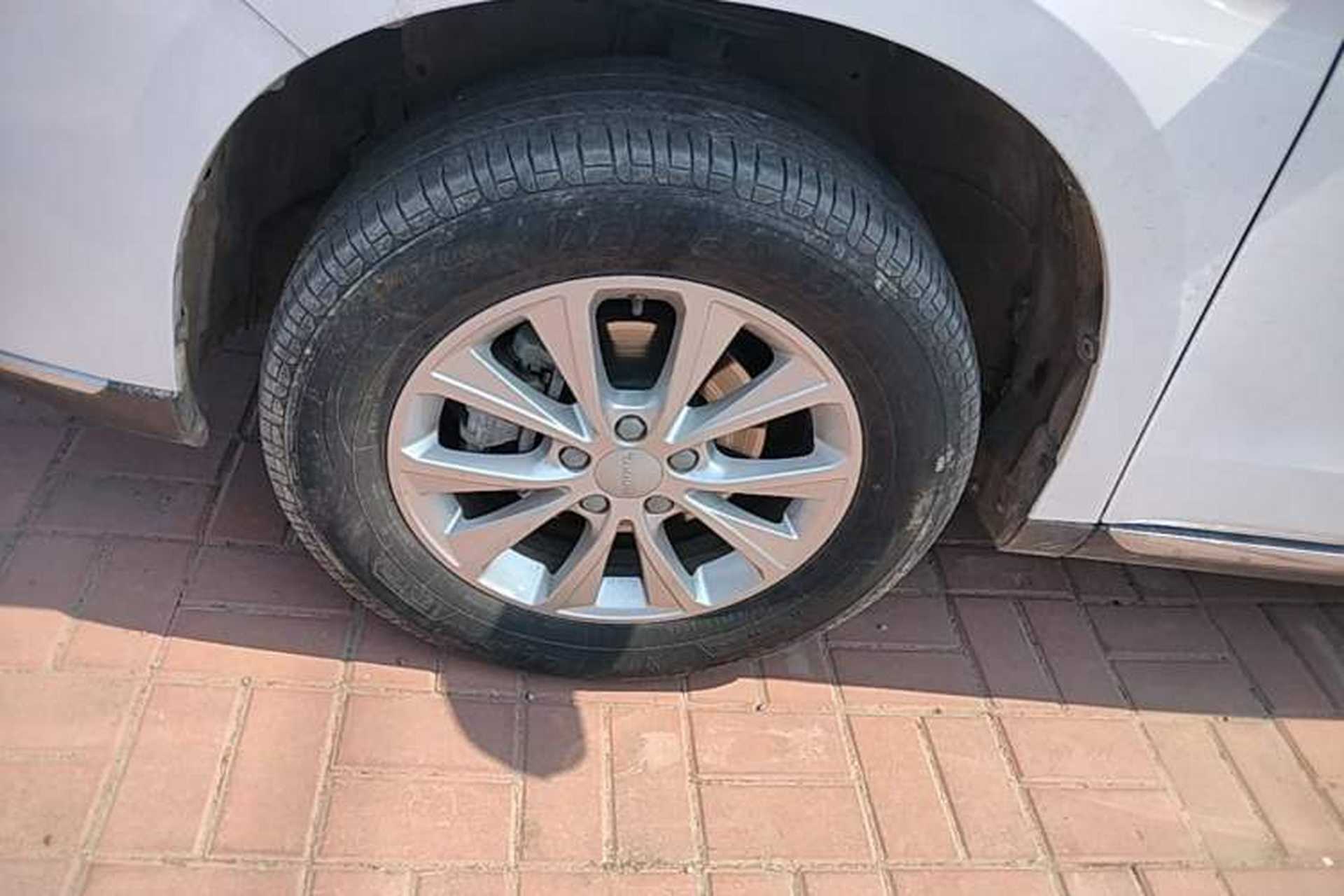 Used Haval M6 2021 PLUS 1.5T Manual Luxury Smart Connectivity Model Left Front Wheel Hub