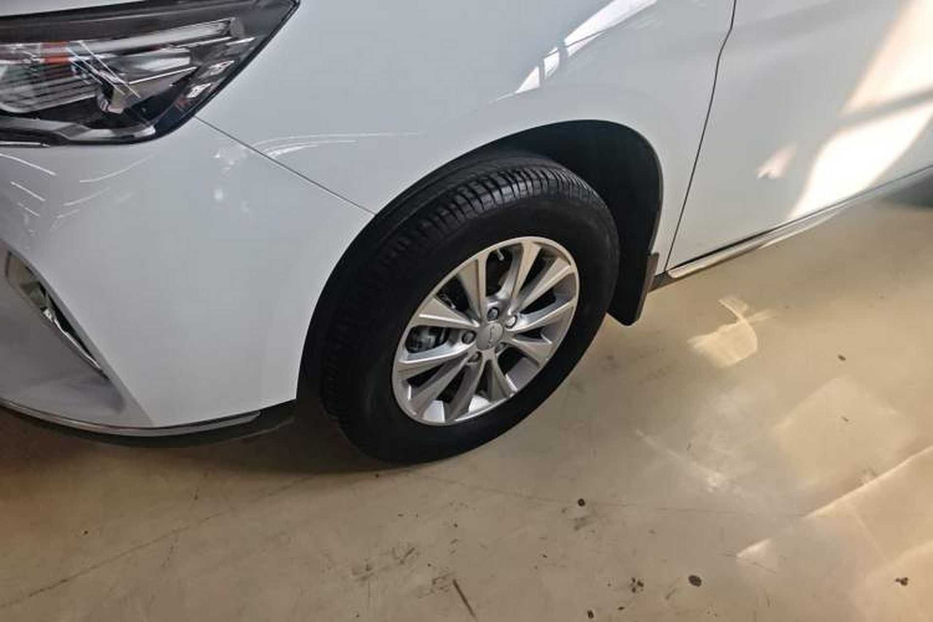 Used Haval M6 2021 PLUS 1.5T DCT Luxury Smart Connectivity Model Left Front Wheel Hub