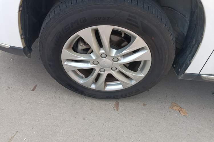 Used Haval M6 2021 PLUS 1.5T Manual Elite Smart Connectivity Model Left Front Wheel Hub