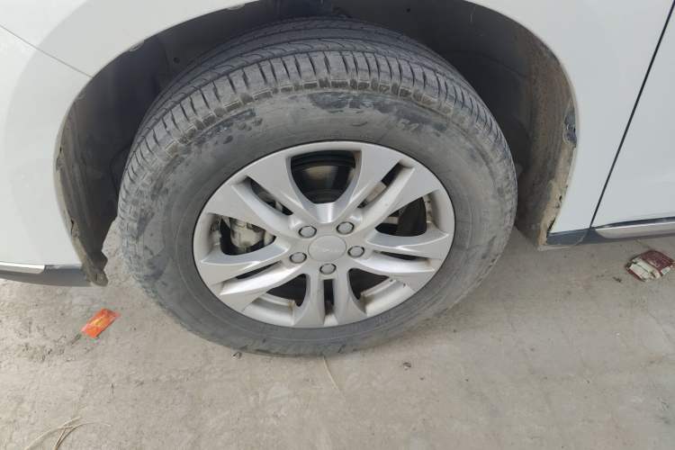 Used Haval M6 2021 PLUS 1.5T Manual Elite Smart Connectivity Model Left Front Wheel Hub