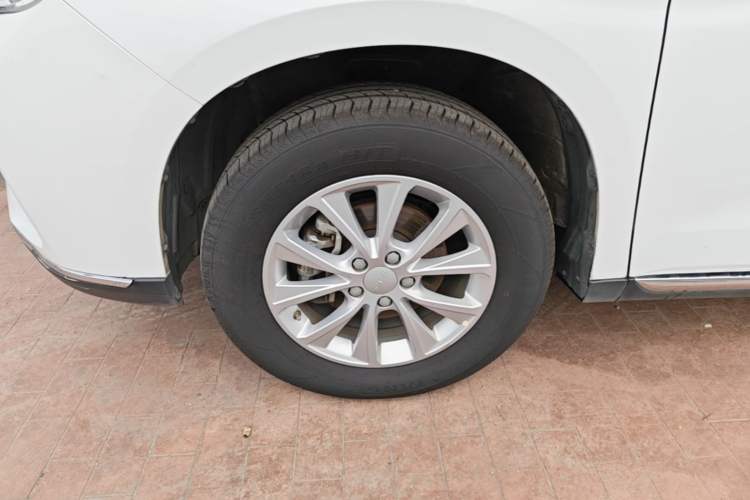 Used Haval M6 2021 PLUS 1.5T DCT Luxury Smart Connectivity Model Left Front Wheel Hub