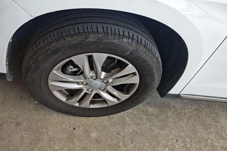 Used Haval M6 2021 PLUS 1.5T DCT Comfort Edition Left Front Wheel Hub