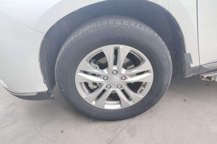 Used Haval M6 2021 PLUS 1.5T DCT Elite Smart Connectivity Model Left Front Wheel Hub