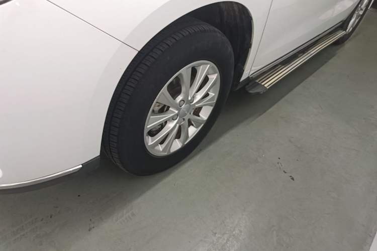 Used Haval M6 2021 PLUS 1.5T DCT Luxury Smart Connectivity Model Left Front Wheel Hub