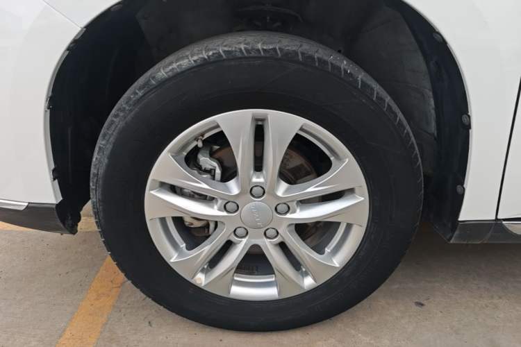 Used Haval M6 2021 PLUS 1.5T DCT Elite Smart Connectivity Model Left Front Wheel Hub