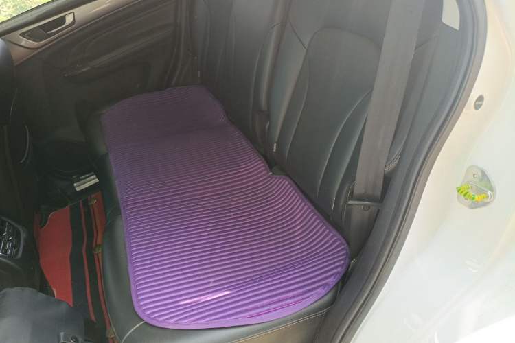 Used Haval M6 2021 PLUS 1.5T DCT Luxury Smart Connectivity Model Left Rear Seat