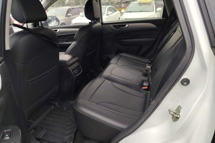 Used Haval M6 2021 PLUS 1.5T Manual Luxury Smart Connectivity Model Left Rear Seat