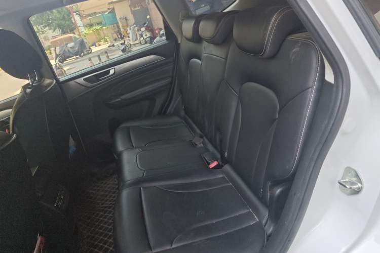 Used Haval M6 2021 PLUS 1.5T DCT Luxury Smart Connectivity Model Left Rear Seat