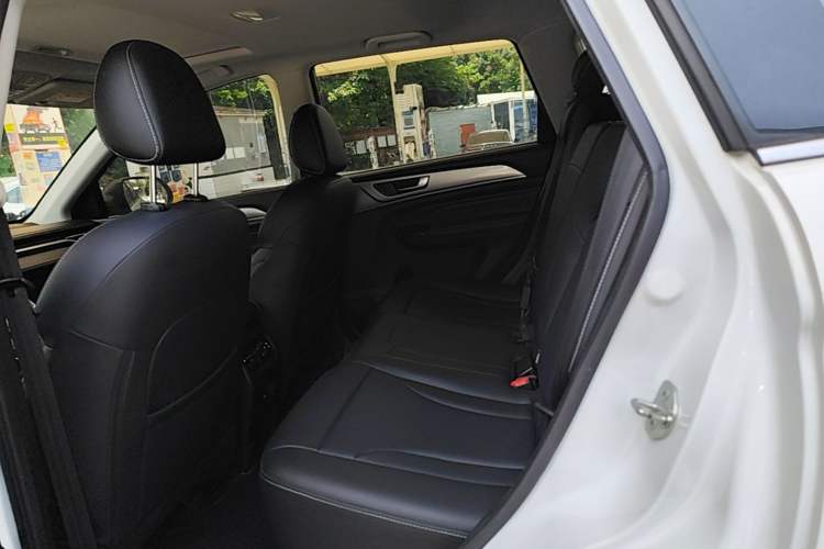 Used Haval M6 2021 PLUS 1.5T DCT Luxury Smart Connectivity Model Left Rear Seat