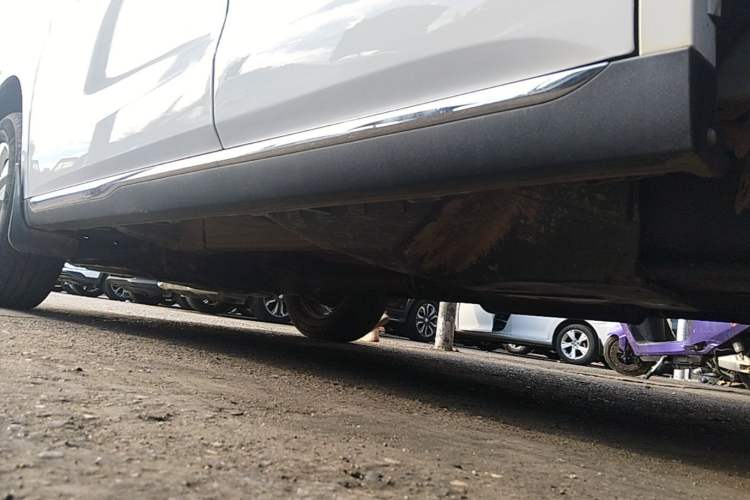 Used Haval M6 2021 PLUS 1.5T Manual Elite Smart Connectivity Model Left Side Sill