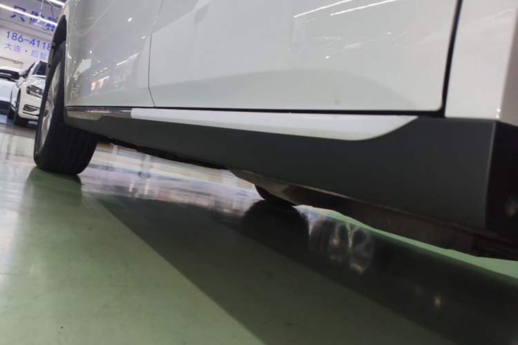 Used Haval M6 2021 PLUS 1.5T DCT Elite Smart Connectivity Model Left Side Sill