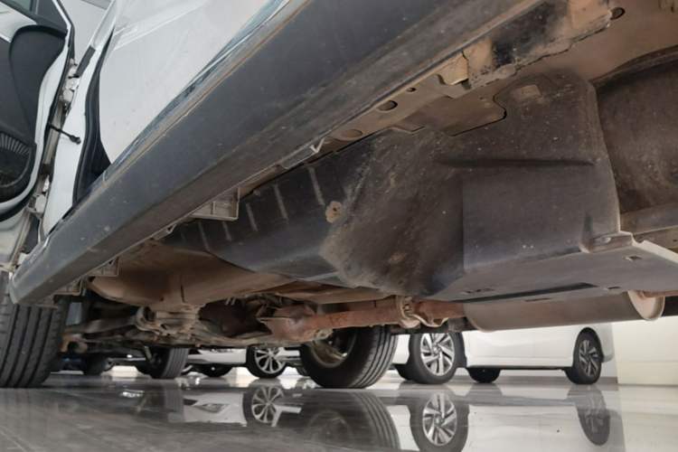 Used Haval M6 2021 PLUS 1.5T DCT Elite Smart Connectivity Model Left Side Sill