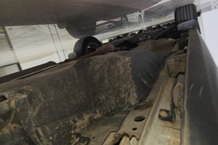 Used Haval M6 2021 PLUS 1.5T DCT Comfort Edition Left Side Sill