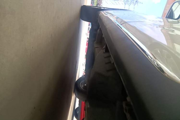 Used Haval M6 2021 PLUS 1.5T DCT Elite Smart Connectivity Model Left Side Sill