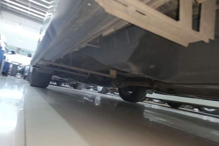 Used Haval M6 2021 PLUS 1.5T DCT Elite Smart Connectivity Model Left Side Sill