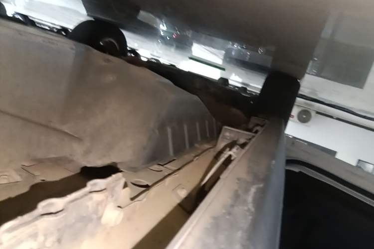 Used Haval M6 2021 PLUS 1.5T DCT Elite Smart Connectivity Model Left Side Sill