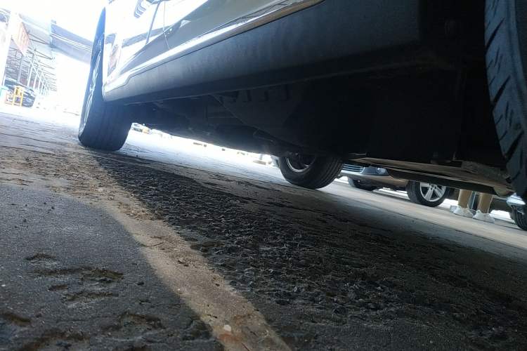 Used Haval M6 2021 PLUS 1.5T DCT Luxury Smart Connectivity Model Left Side Sill