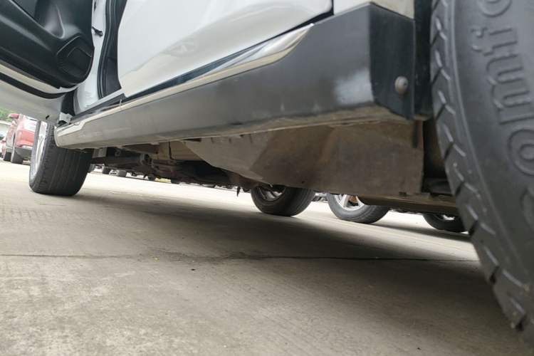 Used Haval M6 2021 PLUS 1.5T DCT Luxury Smart Connectivity Model Left Side Sill