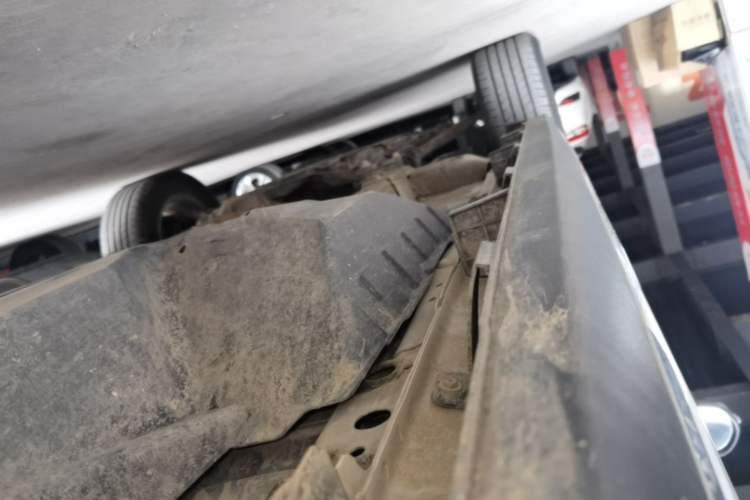 Used Haval M6 2021 PLUS 1.5T Manual Elite Smart Connectivity Model Left Side Sill
