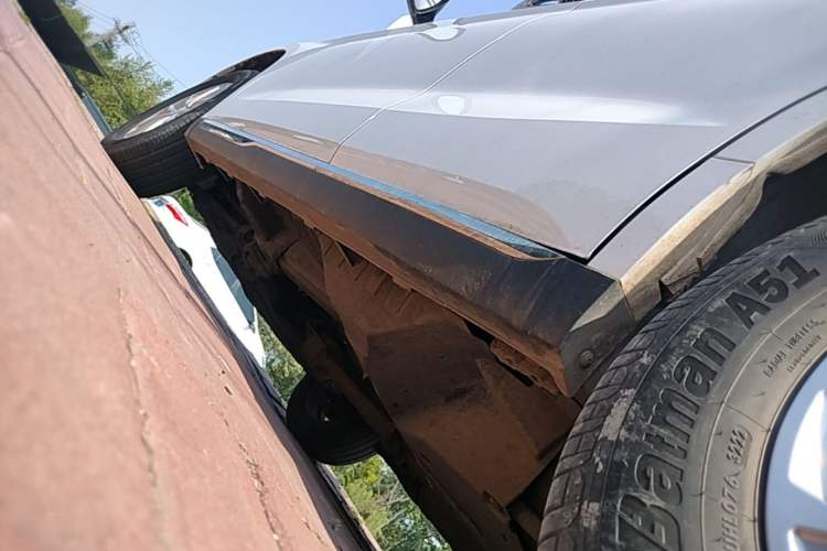 Used Haval M6 2021 PLUS 1.5T Manual Luxury Smart Connectivity Model Left Side Sill