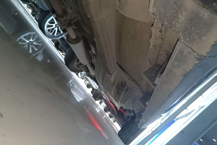Used Haval M6 2021 PLUS 1.5T DCT Comfort Edition Left Side Sill