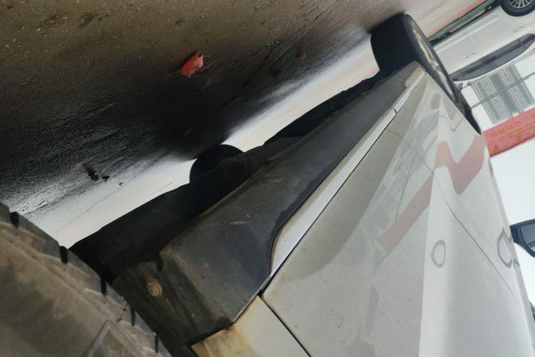 Used Haval M6 2021 PLUS 1.5T DCT Luxury Smart Connectivity Model Left Side Sill