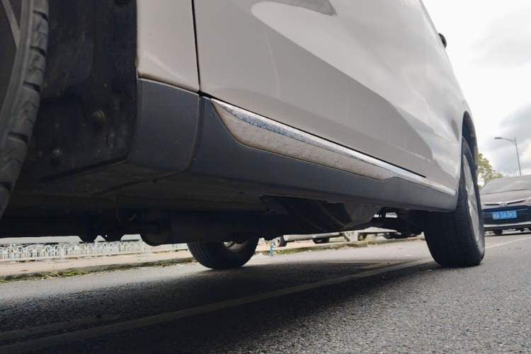 Used Haval M6 2021 PLUS 1.5T DCT Luxury Smart Connectivity Model Left Side Sill