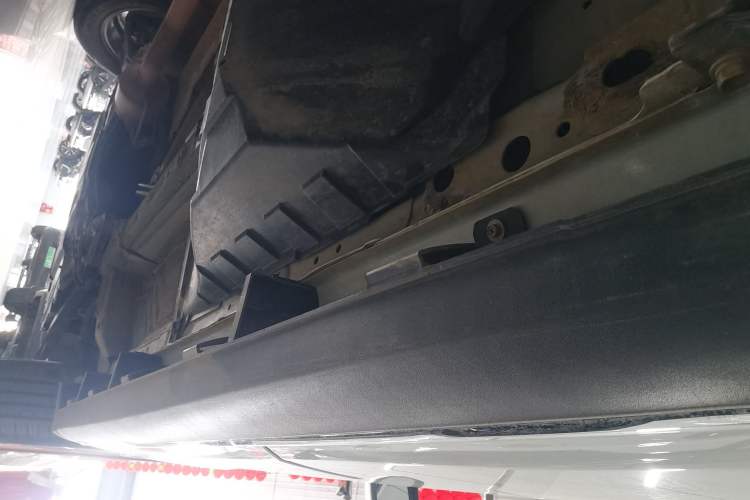 Used Haval M6 2021 PLUS 1.5T DCT Luxury Smart Connectivity Model Left Side Sill
