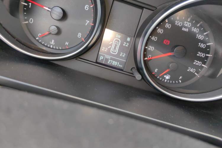 Used Haval M6 2021 PLUS 1.5T DCT Luxury Smart Connectivity Model Odometer Close Up