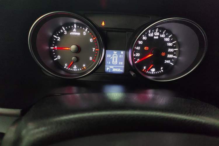 Used Haval M6 2021 PLUS 1.5T DCT Luxury Smart Connectivity Model Odometer Close Up
